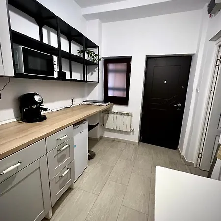 Urbanwalls 5c - Old Town Apartment