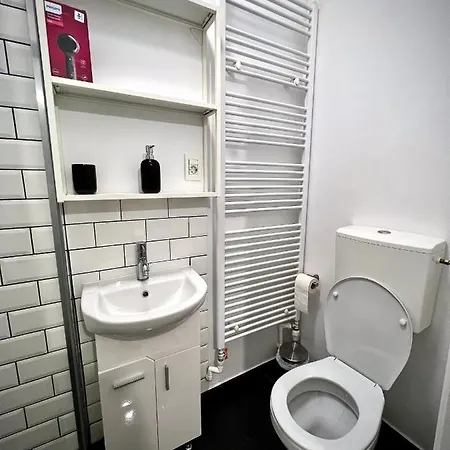 Urbanwalls 5c - Old Town Apartment Bucharest
